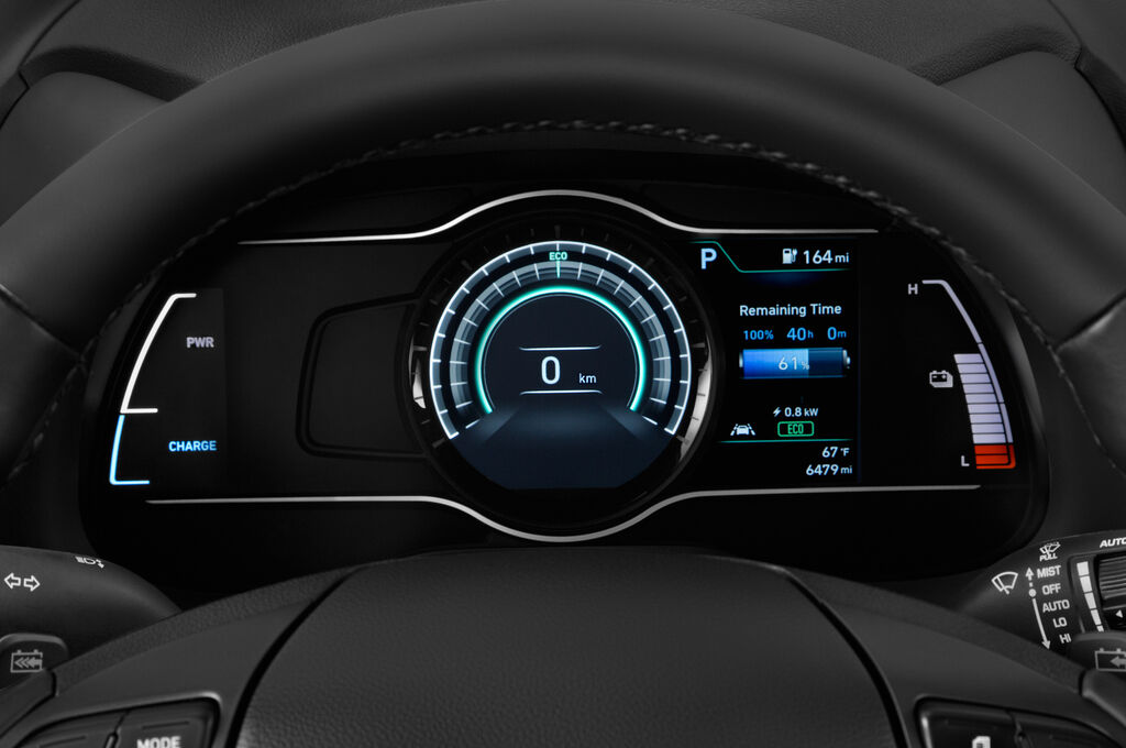 Hyundai Kona EV (Baujahr 2019) Style 5 Türen Tacho und Fahrerinstrumente