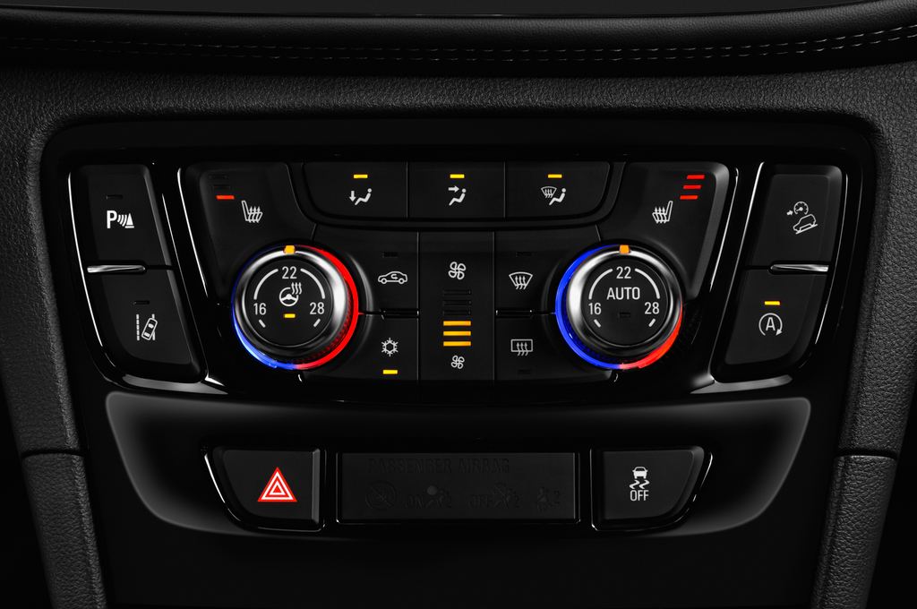 Opel Mokka X (Baujahr 2017) Innovation 5 Türen Temperatur und Klimaanlage