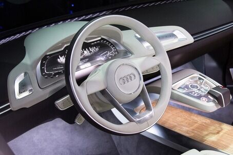 CES 2014: Sieht so das Cockpit des Audi A8 der Zukunft aus?