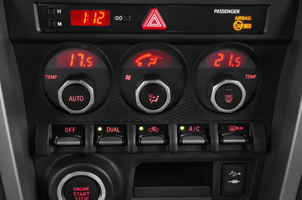 Toyota GT86 (Baujahr 2012) - 2 Türen Temperatur und Klimaanlage