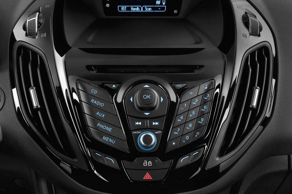 Ford B-Max (Baujahr 2013) Titanium 5 Türen Radio und Infotainmentsystem