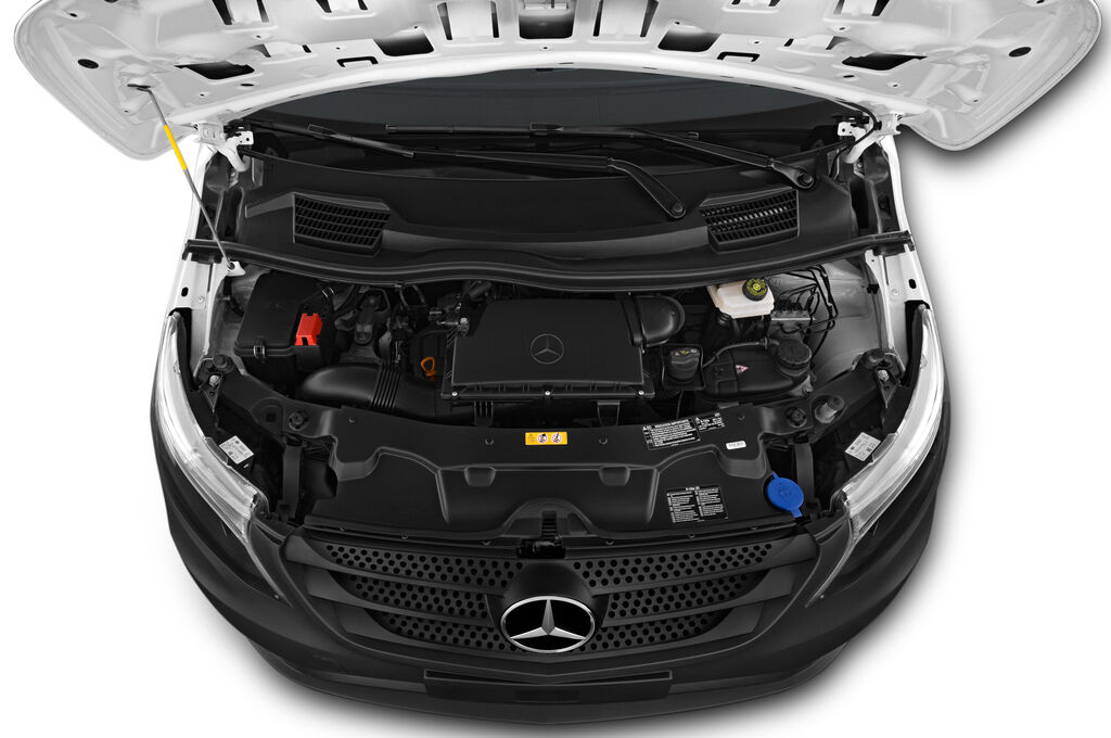 Mercedes Vito (Baujahr 2019) Select 4 Türen Motor