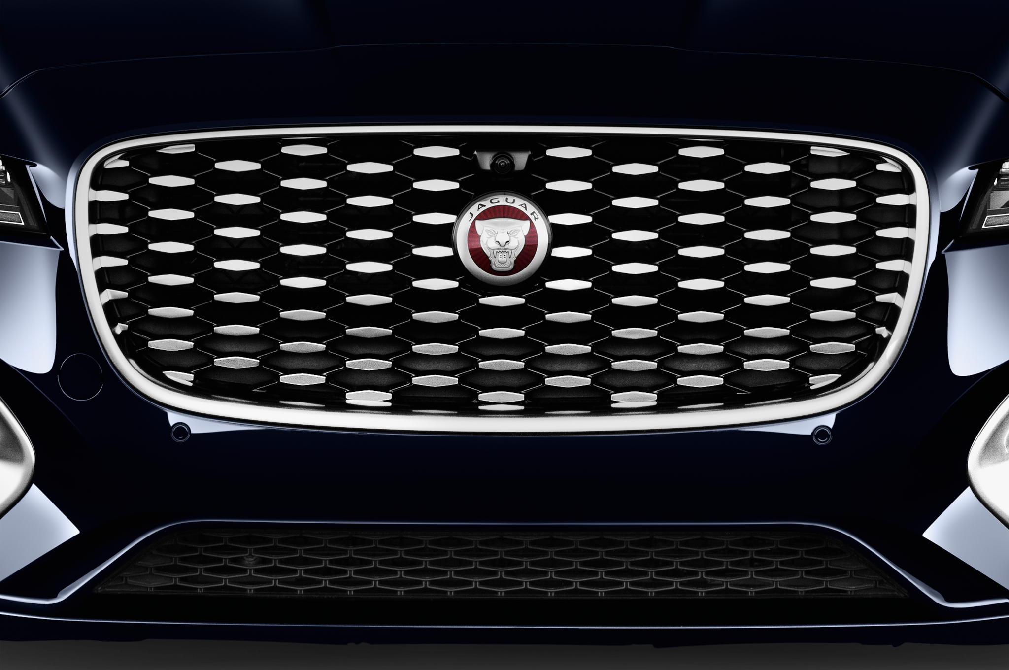 Jaguar XF (Baujahr 2021) SE 4 Türen Kühlergrill und Scheinwerfer
