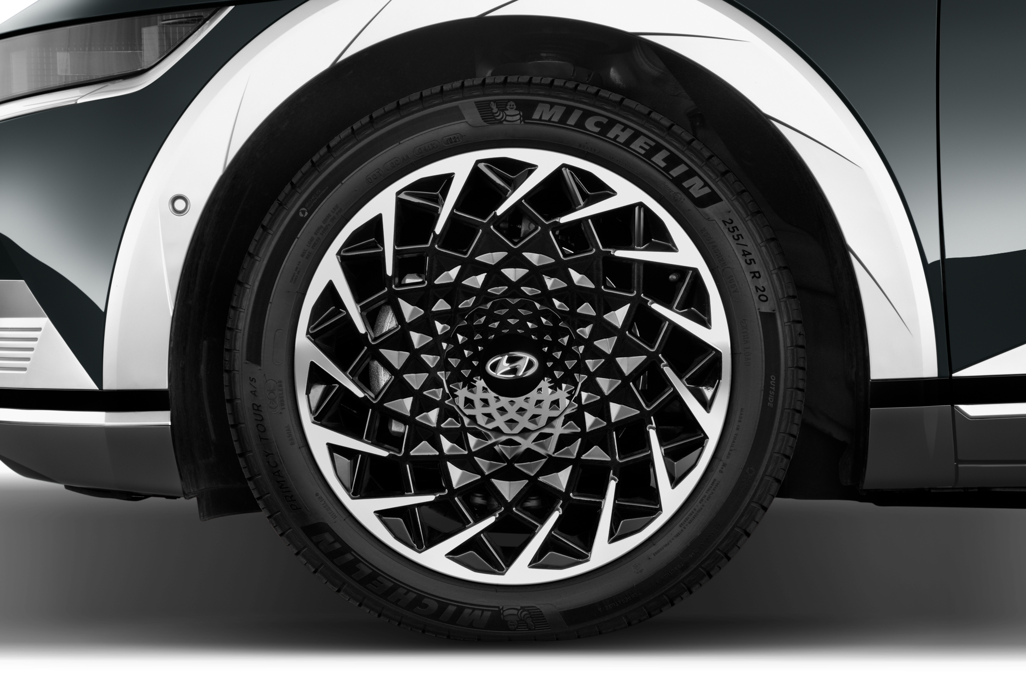 Hyundai Ioniq 5 (Baujahr 2022) Base 5 Türen Reifen und Felge