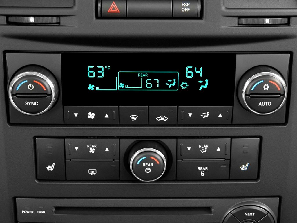 Chrysler Grand Voyager (Baujahr 2010) Touring 5 Türen Temperatur und Klimaanlage