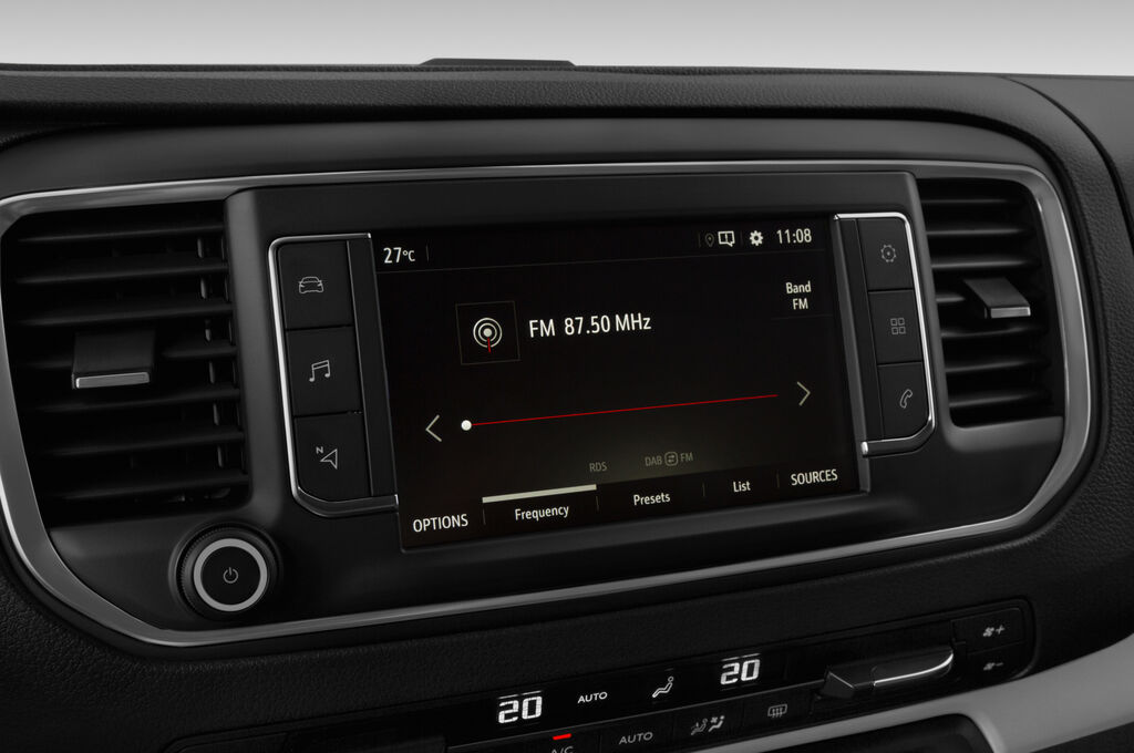 Opel Zafira Life (Baujahr 2019) Innovation 5 Türen Radio und Infotainmentsystem