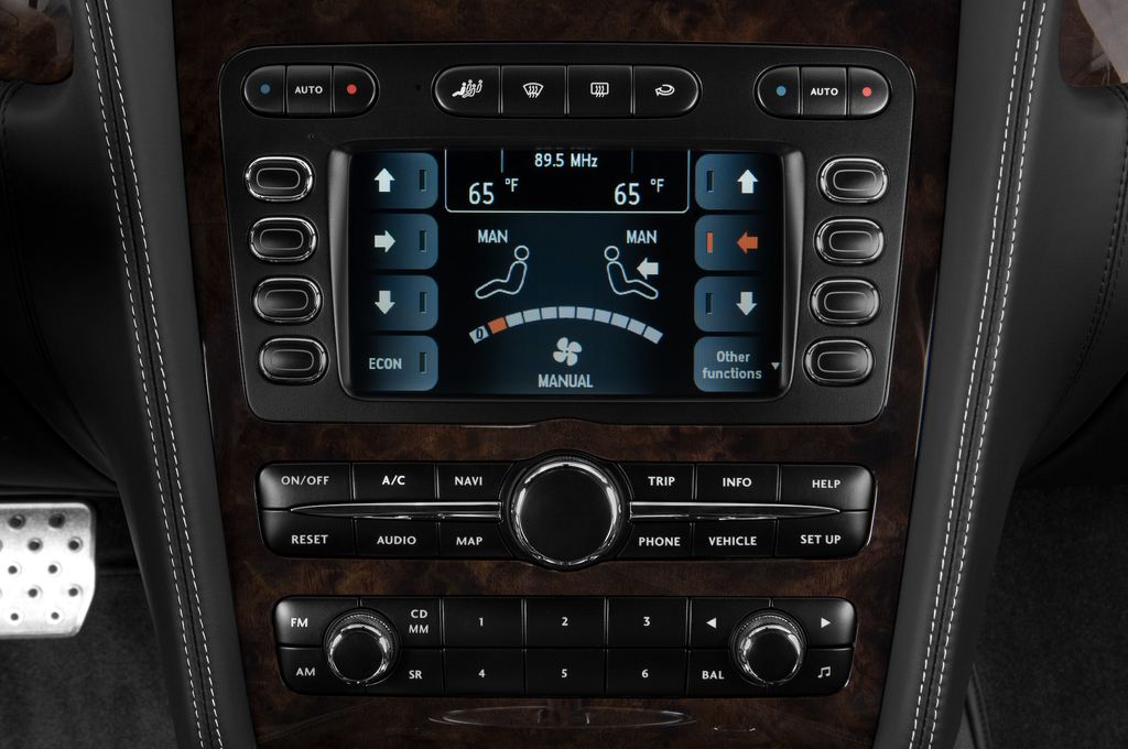 Bentley Continental GT (Baujahr 2010) Speed 2 Türen Temperatur und Klimaanlage