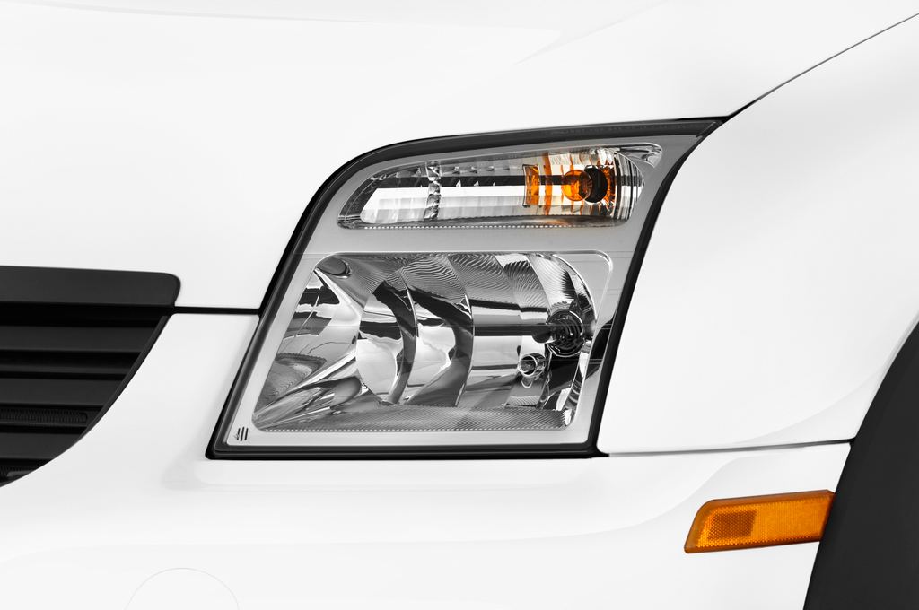 Ford Transit Connect (Baujahr 2013) Trend 5 Türen Scheinwerfer