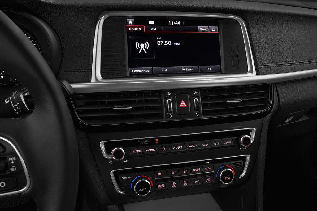 KIA Optima Sportwagon PHEV (Baujahr 2018) Spirit 5 Türen Radio und Infotainmentsystem