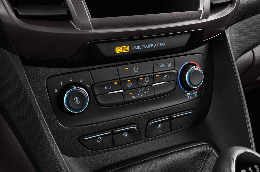 Ford Tourneo Connect (Baujahr 2019) Trend 5 Türen Temperatur und Klimaanlage