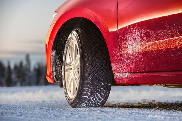 Ratgeber: Bußgelder bei Schnee und Eis  - Teure Strafen für Reifenwechsel-Muffel