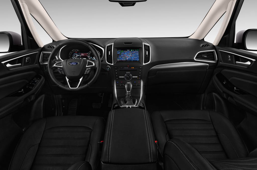 Ford Galaxy (Baujahr 2016) Titanium 5 Türen Cockpit und Innenraum