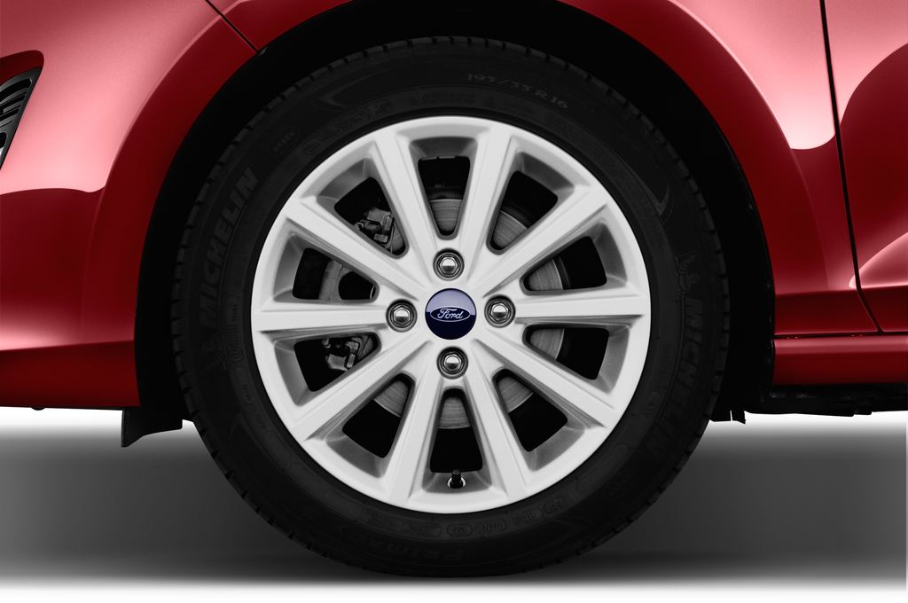 Ford Fiesta (Baujahr 2017) Titanium 3 Türen Reifen und Felge