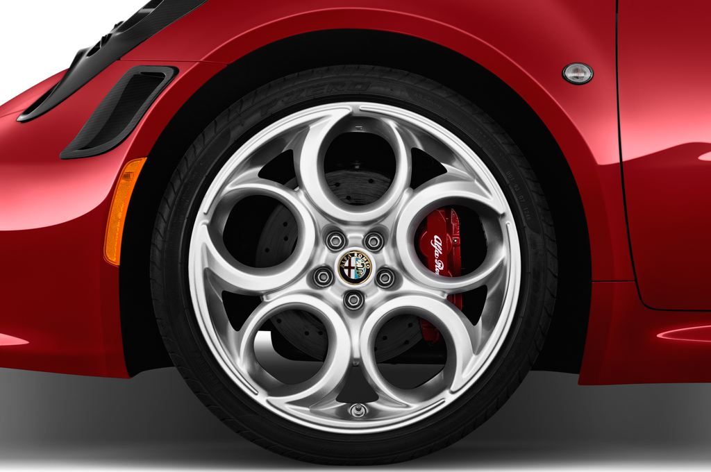 Alfa Romeo 4C (Baujahr 2017) - 2 Türen Reifen und Felge