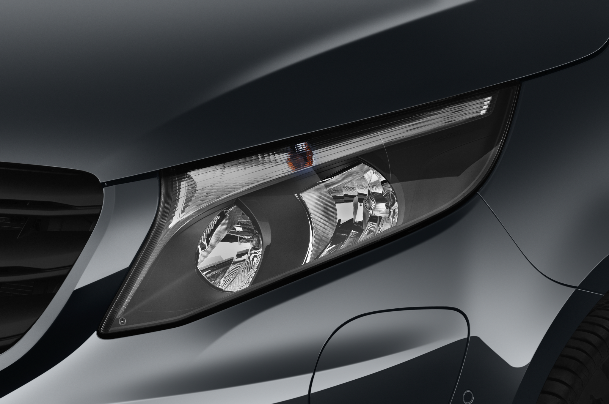 Mercedes eVito Tourer (Baujahr 2021) - 5 Türen Scheinwerfer