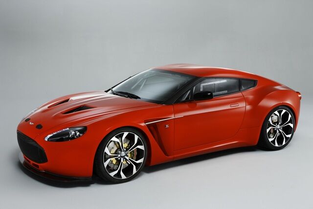Aston Martin V12 Zagato - Zurück in die Sechziger