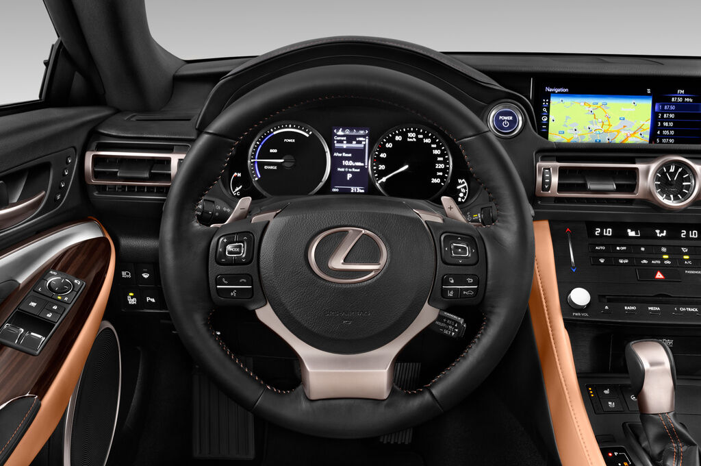 Lexus RC (Baujahr 2019) Luxury Line 2 Türen Lenkrad