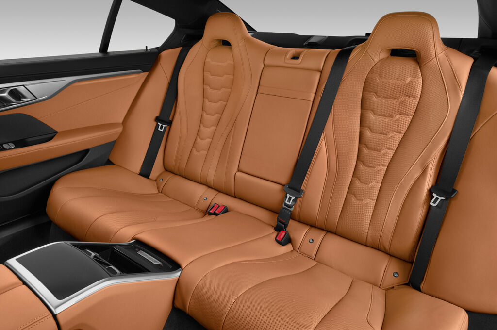 BMW 8 Series Gran Coupe (Baujahr 2019) Basis 4 Türen Rücksitze