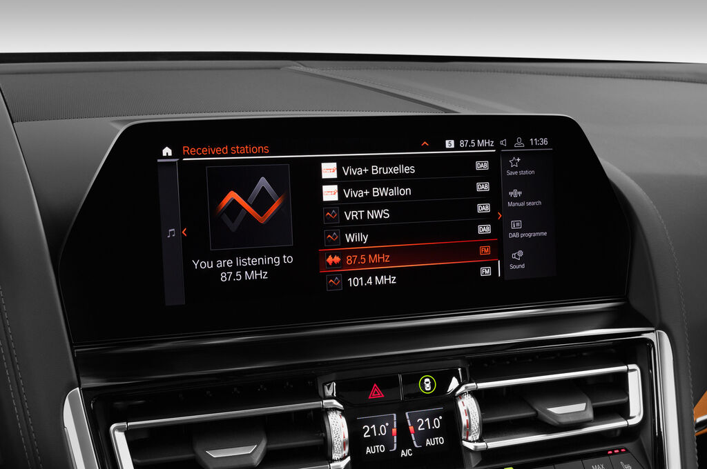 BMW 8 Series Gran Coupe (Baujahr 2019) Basis 4 Türen Radio und Infotainmentsystem