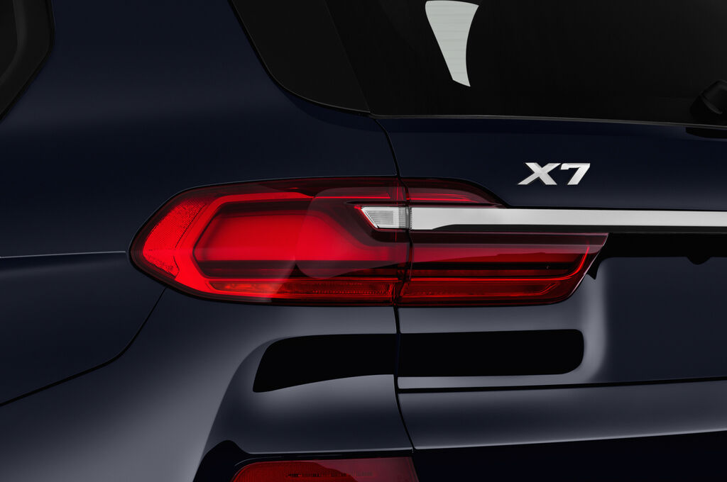 BMW X7 (Baujahr 2019) M Sport 5 Türen Rücklicht