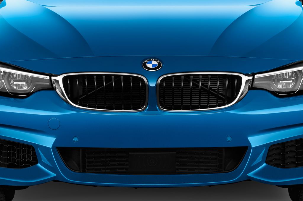 BMW 4 Series Gran Coupe (Baujahr 2017) M Sport 5 Türen Kühlergrill und Scheinwerfer