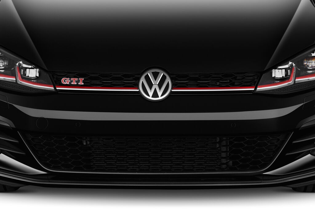 Volkswagen Golf GTI Performance (Baujahr 2018) - 5 Türen Kühlergrill und Scheinwerfer