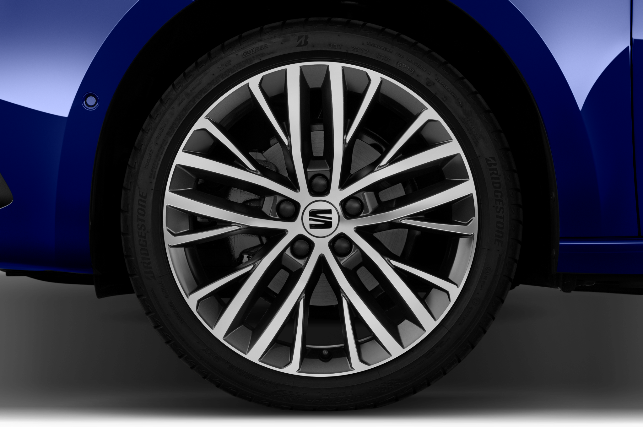 SEAT Leon (Baujahr 2020) Xcellence 5 Türen Reifen und Felge