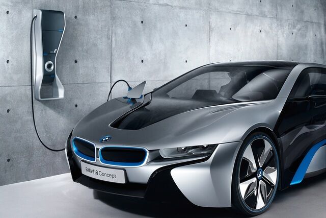 BMW-Elektroautos - Verkauf im Internet und an der Haustür