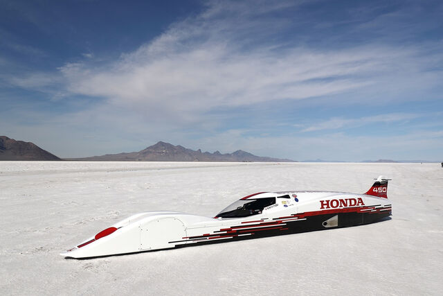 Honda fährt Geschwindigkeitsrekord - Mit Dreizylinder auf Bugatti-Niveau