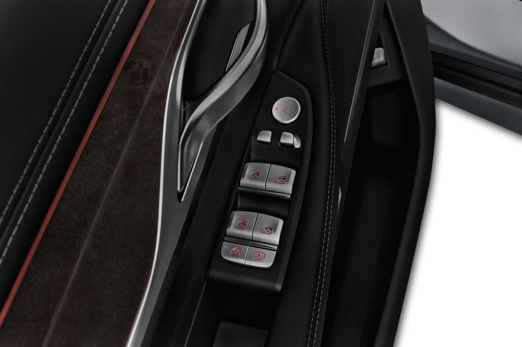 BMW 7 Series (Baujahr 2016) - 4 Türen Bedienungselemente Tür