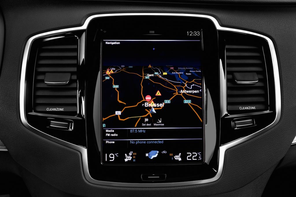 Volvo XC90 (Baujahr 2015) Inscription 5 Türen Radio und Infotainmentsystem