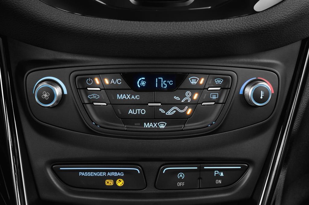 Ford B-Max (Baujahr 2013) Titanium 5 Türen Temperatur und Klimaanlage