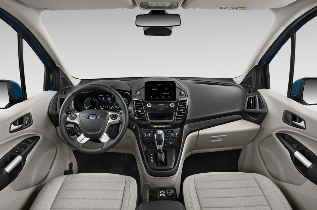 Ford Grand Tourneo Connect (Baujahr 2020) Titanium 5 Türen Cockpit und Innenraum