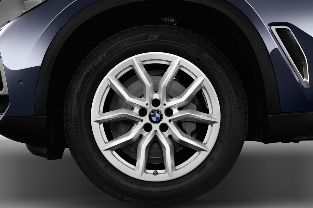 BMW X5 (Baujahr 2019) xLine 5 Türen Reifen und Felge
