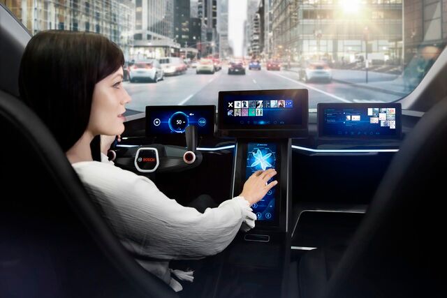Bosch zeigt Autozukunft  - Das Fahrzeug wird Chauffeur und Buttler