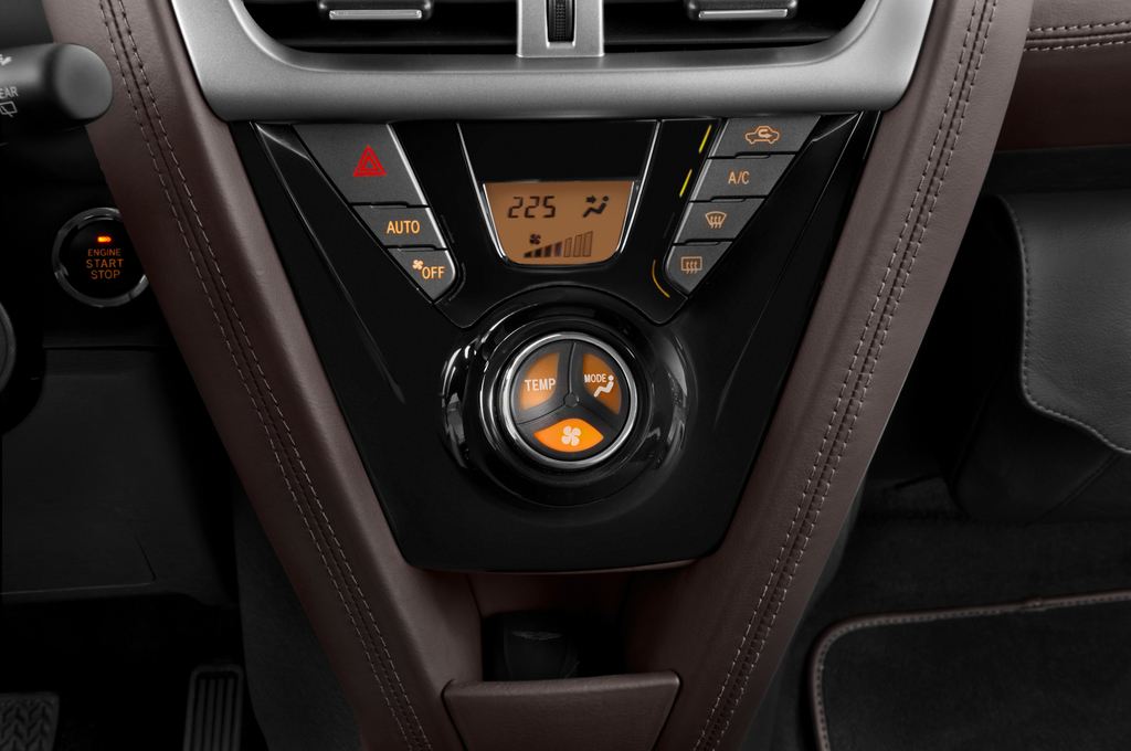 Aston Martin Cygnet (Baujahr 2011) - 3 Türen Temperatur und Klimaanlage