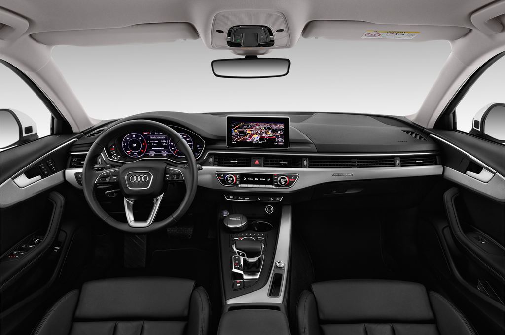 Audi A4 Allroad (Baujahr 2017) - 5 Türen Cockpit und Innenraum