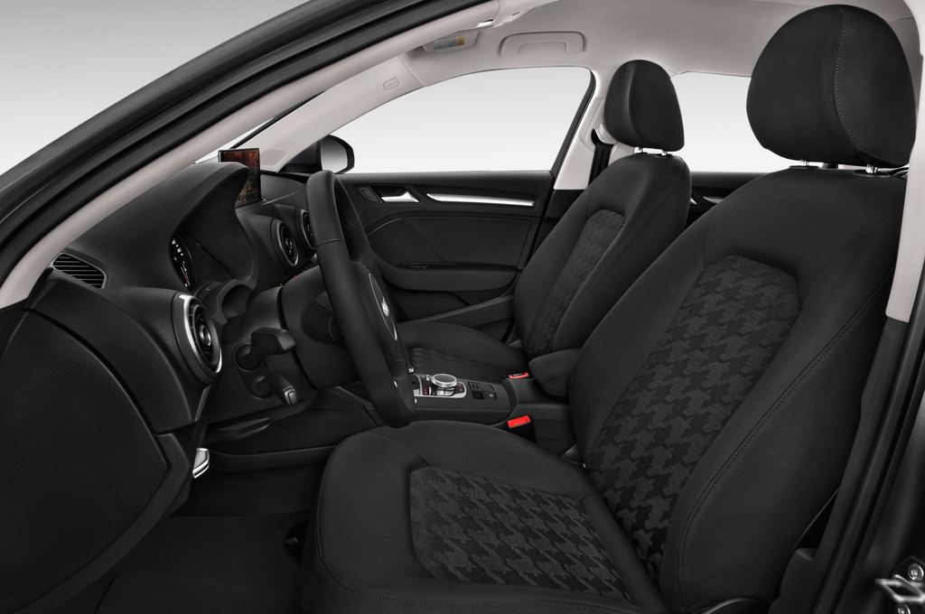 Audi A3 (Baujahr 2015) Ambiente 5 Türen Vordersitze