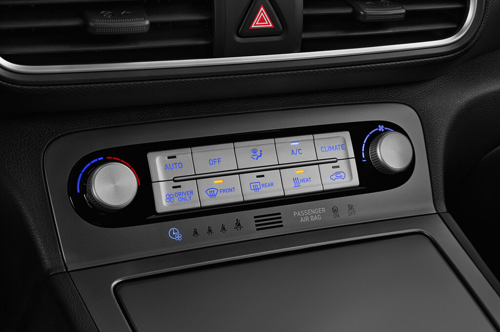 Hyundai Kona elektro (Baujahr 2019) Premium 5 Türen Temperatur und Klimaanlage