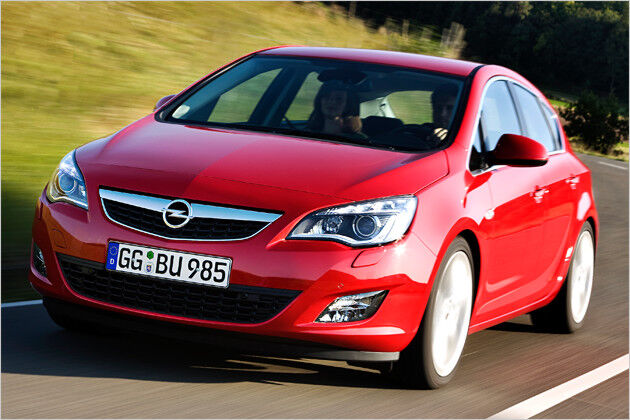 Opel Astra 1.4 Turbo: Fünftürer mit innovativem Fahrwerk im Test