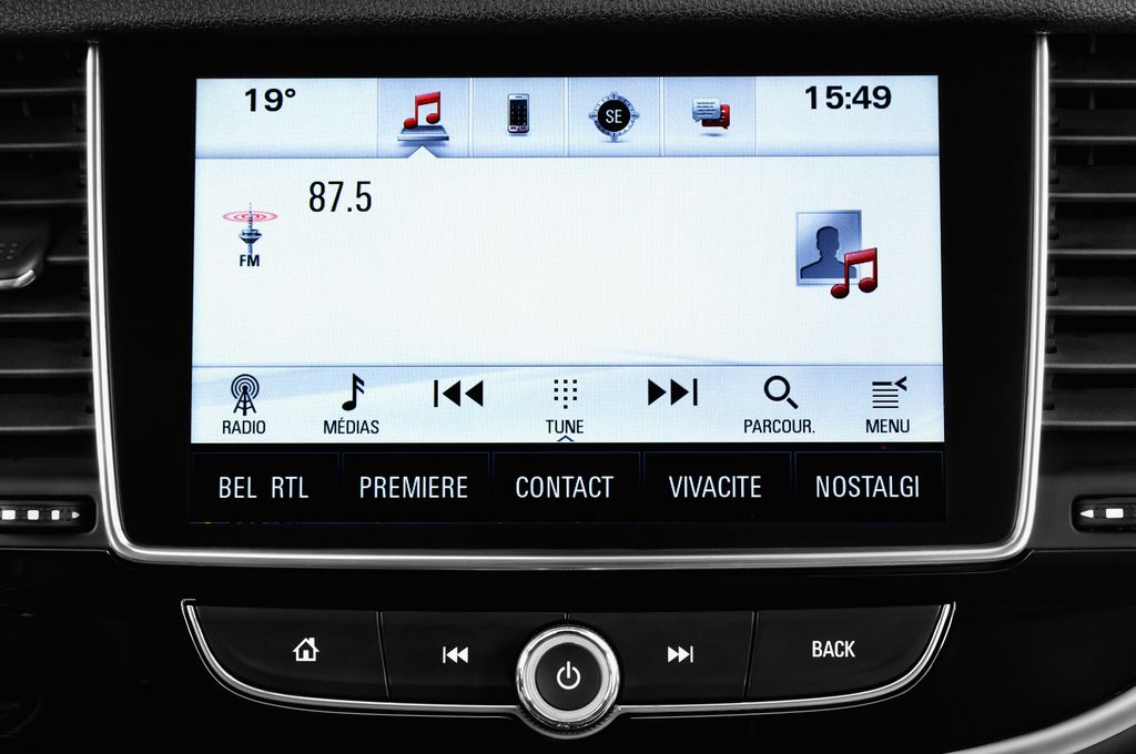 Opel Mokka X (Baujahr 2017) Innovation 5 Türen Radio und Infotainmentsystem