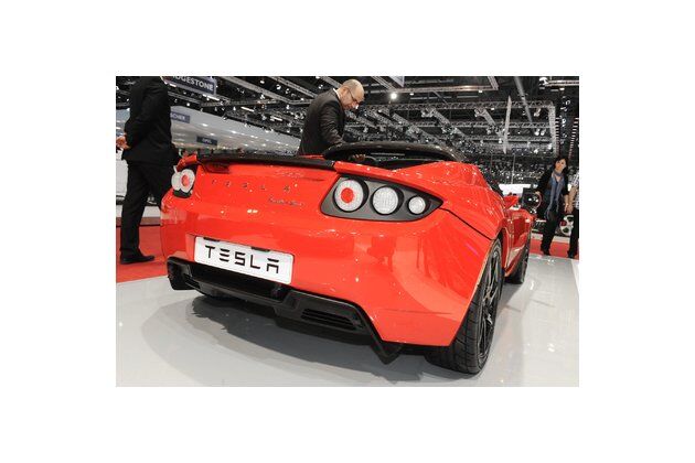 Genf 2011: Tesla Motors präsentiert Elektroauto Model S
