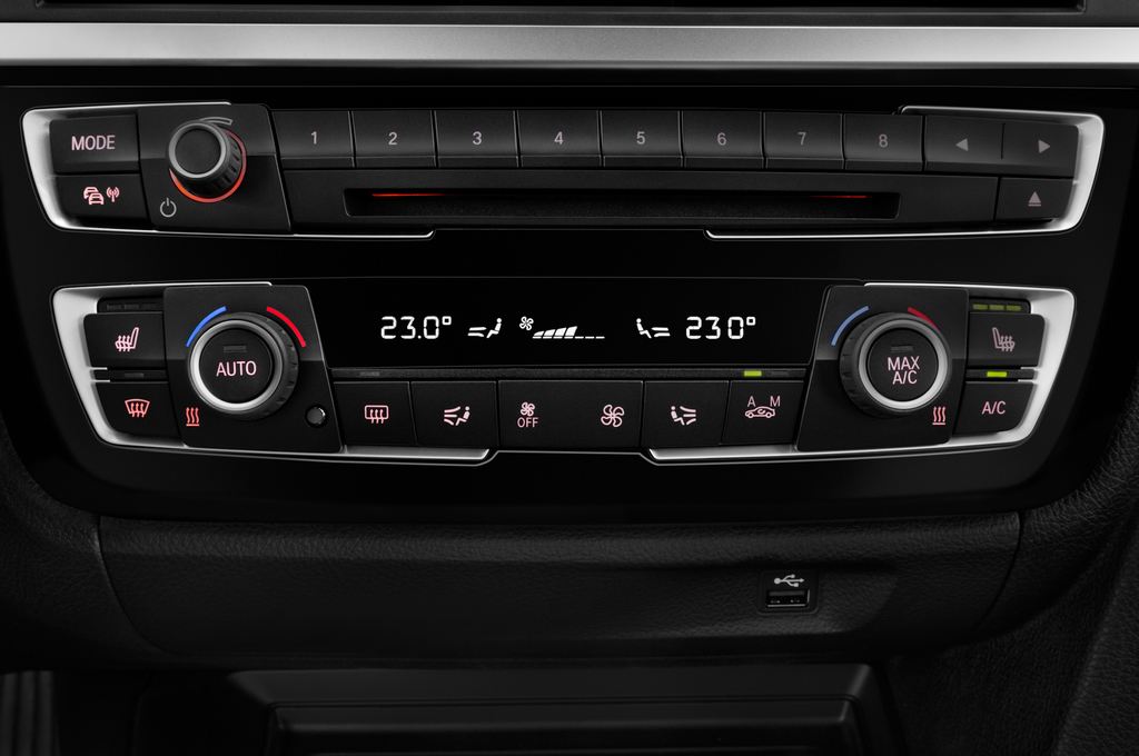 BMW 4 Series Gran Coupe (Baujahr 2017) M Sport 5 Türen Temperatur und Klimaanlage