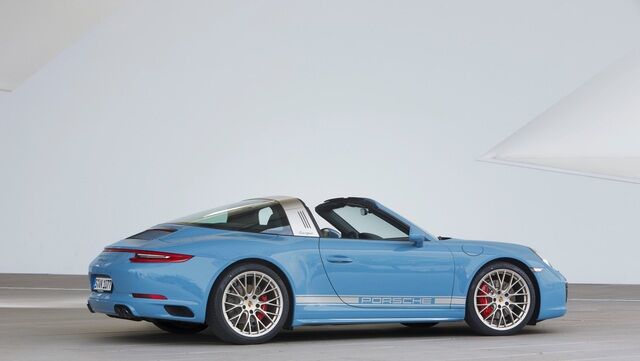 Porsche 911 Targa 4S Exclusive Design Edition - Retro-Renner in Blau