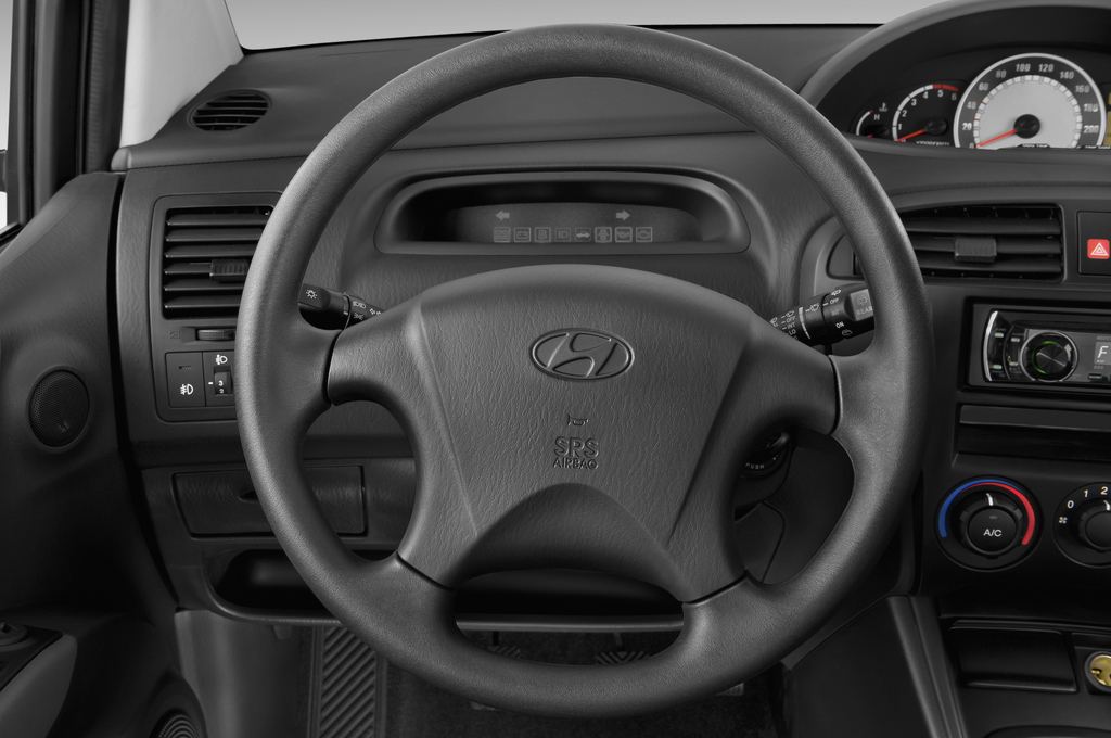 Hyundai Matrix (Baujahr 2009) - 5 Türen Lenkrad