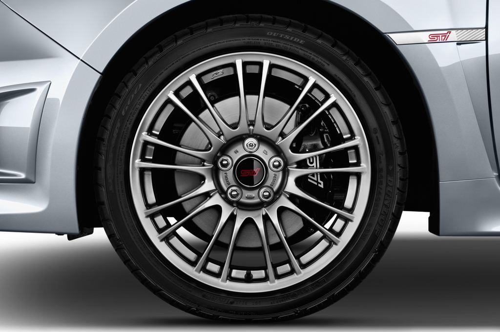 Subaru WRX STI (Baujahr 2012) Sport 5 Türen Reifen und Felge