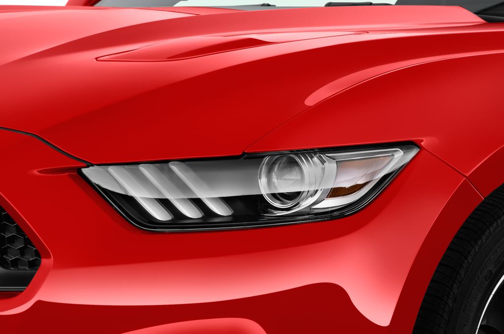Ford Mustang (Baujahr 2016) GT 2 Türen Scheinwerfer