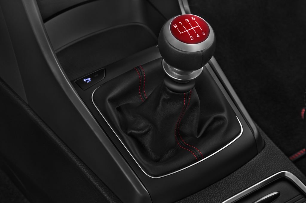 Hyundai I30 (Baujahr 2015) Turbo 5 Türen Schalthebel