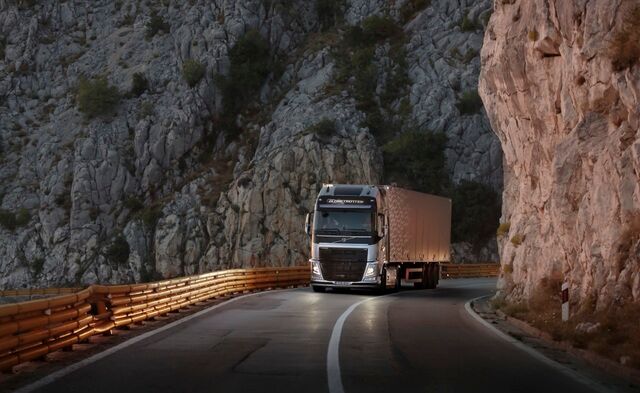 Volvo Trucks  - E-Lkw sollen Verkehr entlasten 