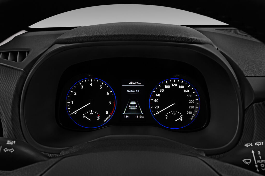 Hyundai Kona (Baujahr 2018) Premium 5 Türen Tacho und Fahrerinstrumente